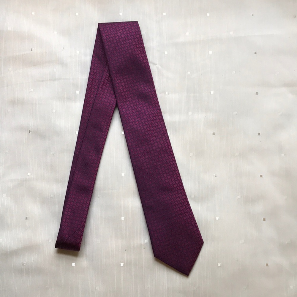 Calvin Klein Silk Tie.